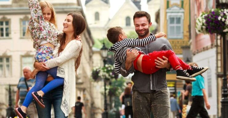 Munich: Friendly History for Family With Kids Guided Walking - Experience