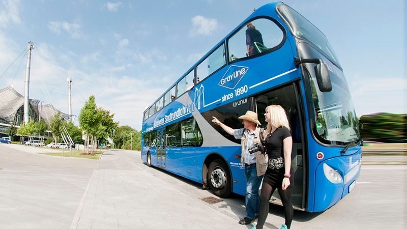 Munich Grand Circle Hop-On Hop-Off City Tour - Take the bus out to Nymphenburg