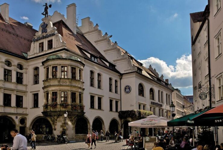 Munich: Hofbräuhaus Tour - Tour Experience