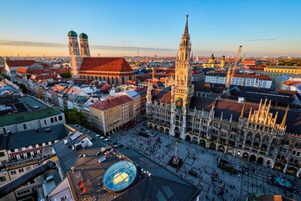 Munich: Insta-Perfect Walk With a Local - Booking Information