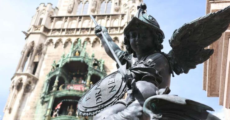 Munich: Legendary Stories for Children in German - Tour Highlights