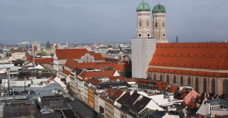 Munich: Nazi History 2-Hour Small Group Walking Tour - Experience
