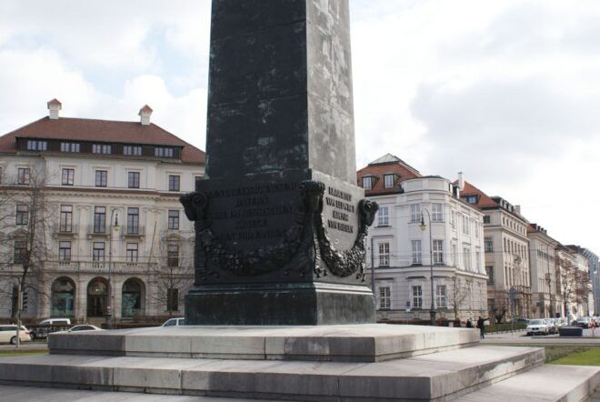 Munich: Nazi History 2-Hour Small Group Walking Tour - Tour Cost