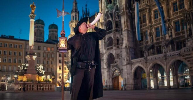 Munich: Night Watchman Walking Tour in English - Itinerary Highlights