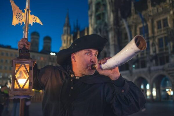 Munich: Night Watchman Walking Tour in English - Tour Meeting Point