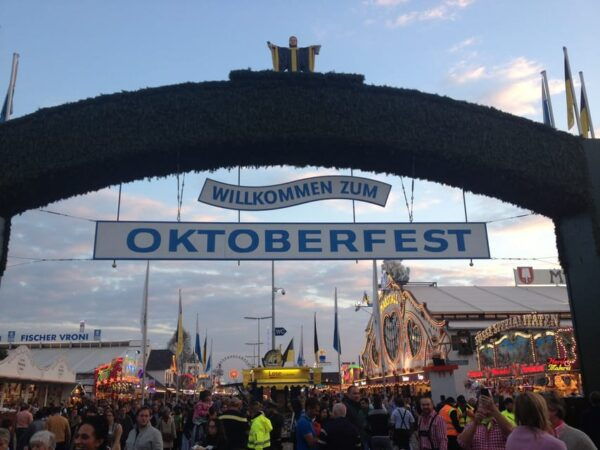 Munich Oktoberfest All-Inclusive Tour - Booking and Cancellation Policy