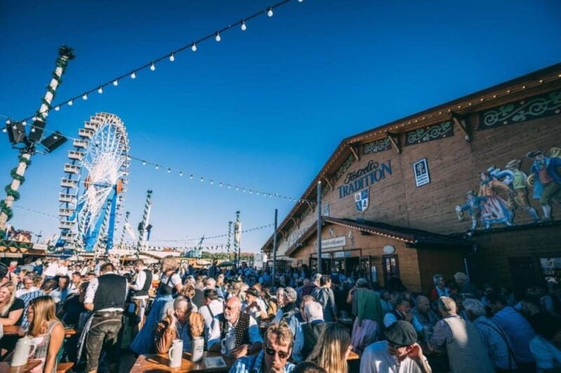 Munich: Oktoberfest Big Beer Tent Evening including table reservation - Good To Know  