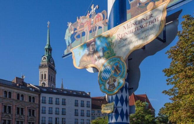 Munich: Old Town Guided Walking Tour - Highlights