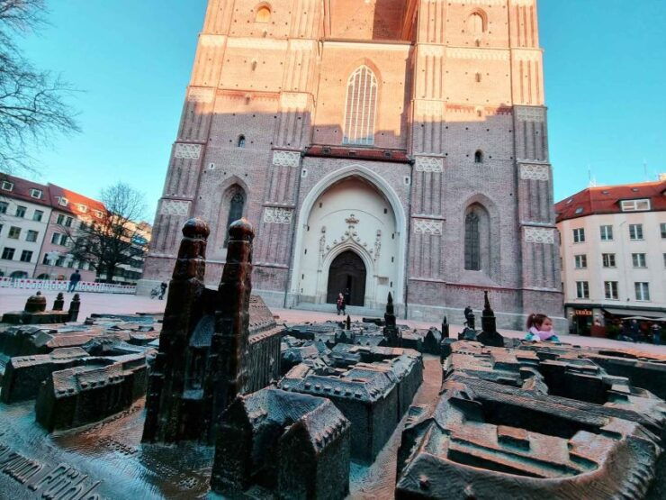 Munich: Old Town Quest Smartphone App Game - Experience Highlights