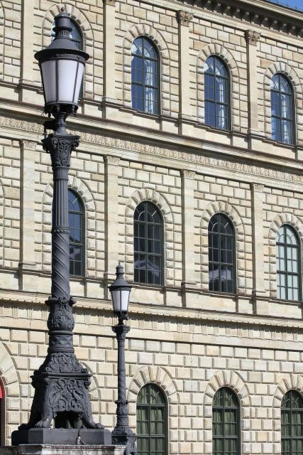 Munich: Private Guided Walking Tour With Residenz Museum - Exploring the Captivating Residenz Museum