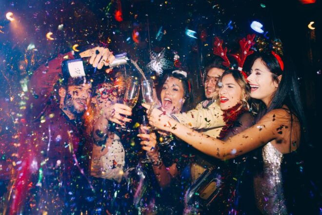 Munich: Private Pub Crawl Tour - Exciting Party Evening With Great Music