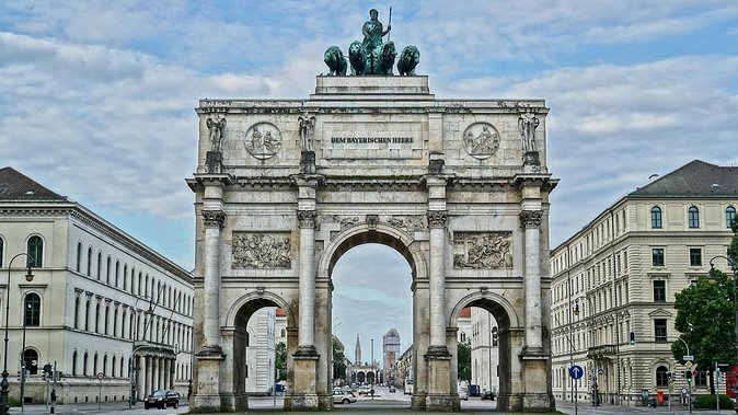 Munich Private Walking Tour With A Professional Guide - Highlights of Munichs Historic Center