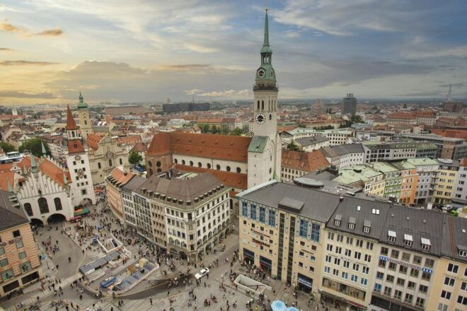 Munich: Self-Guided Audio Tour - Audio Guide Options
