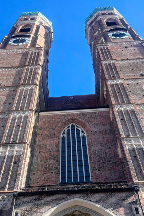 Munich: Self-Guided Sightseeing Scavenger Hunt for Families - Key Points
