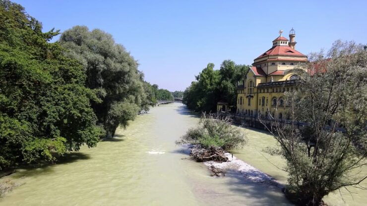 Munich: Self-guided Walking Tour to River Isar Landmarks - Key Points
