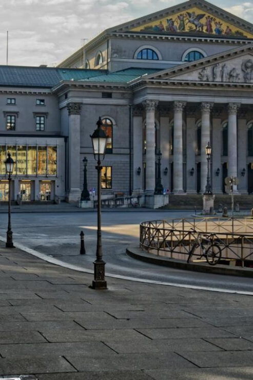 Munich: Selfguided Audiotour Munich Old Town - Experience and Highlights