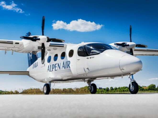 Munich: Sightseeing Flight Munich, Lakes, Castles, Alps From Augsburg - Scenic Route