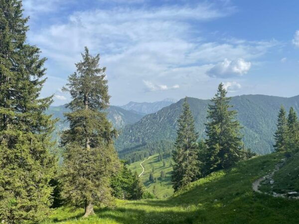 Munich Surrounding: Private E-Mtb-Tour River Mountain Lake - Local Attractions and Tips