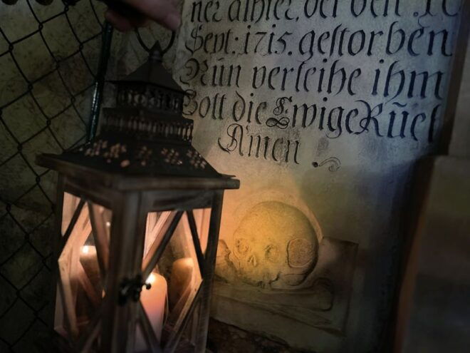 Munich: Thrilling Night Watchman Tour Through the Old Town - Discover Illuminated Sights and Landmarks