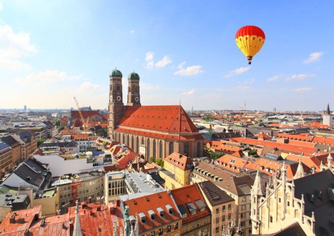 Munich: Traditional German Food and Old Town Private Tour - Basic Tasting Package