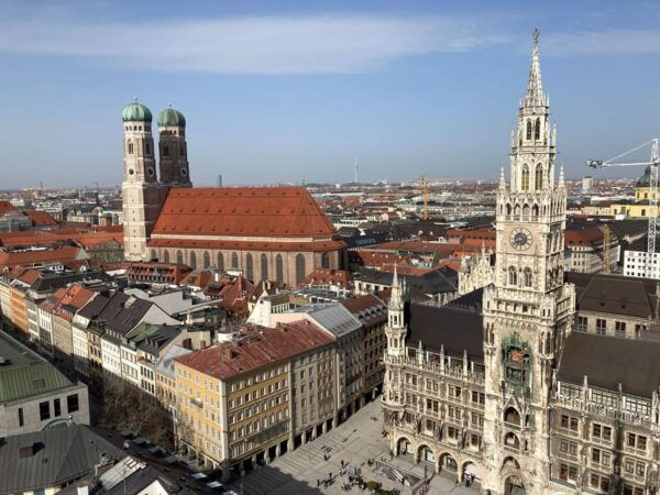 Munich: Walking Tour Highlights of the Old Town in English - Frequently Asked Questions