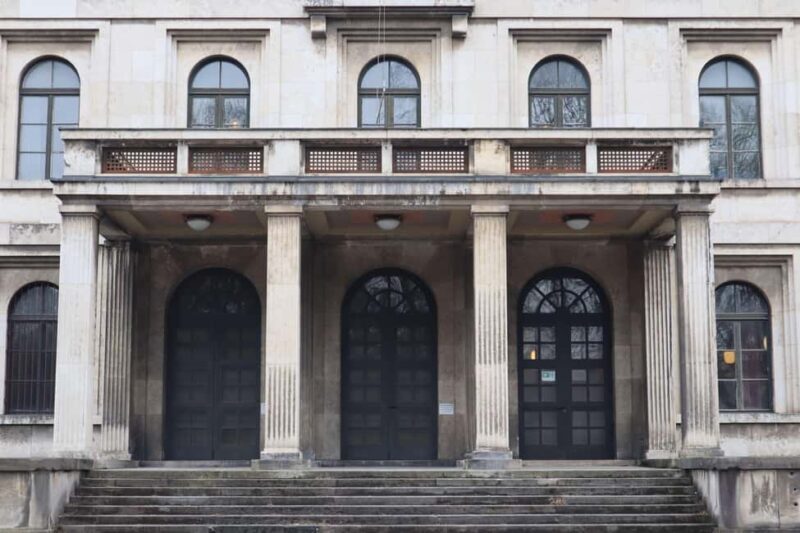 Munich: Walking tour "The Beginning and End of the Third Reich" - FAQ