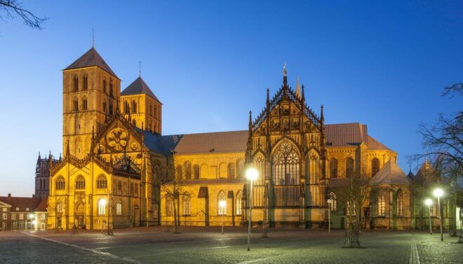 Münster: Night Watchman Tour (Experience Tour) - What to Bring and Important Notes