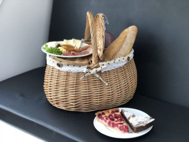 Münster: Private City Rickshaw Picnic Tour - Reserve Now & Pay Later