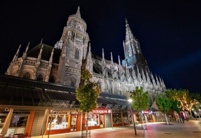Münster: Walking Tour of Instagram-Worthy Spots With a Local - Castle of Münster