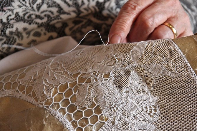 Murano and Burano Islands 4-Hour Tour - Cancellation Policy