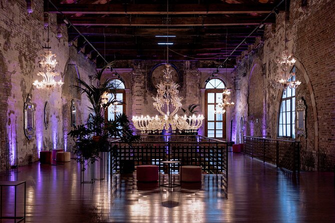 Murano Glass Blowing Demonstration-The Glass Cathedral - Directions to the Glass Cathedral