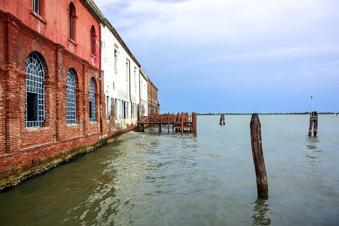 Murano Tour From Venice: Water Taxi, Glassworks and Exhibition - Accessibility Information