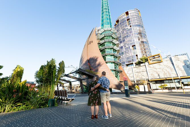 Murder-and-Macabre: True Crime Self-Guided Walking Tour of Perth - Infamous Criminals