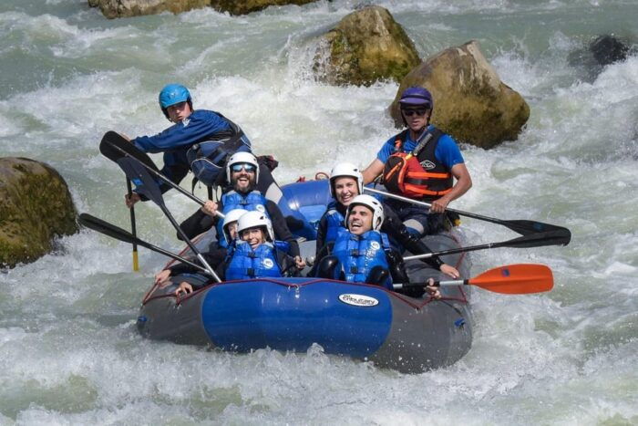 Murillo De Gállego Huesca: Rafting in the Gállego River - Instructor Languages and Insurance