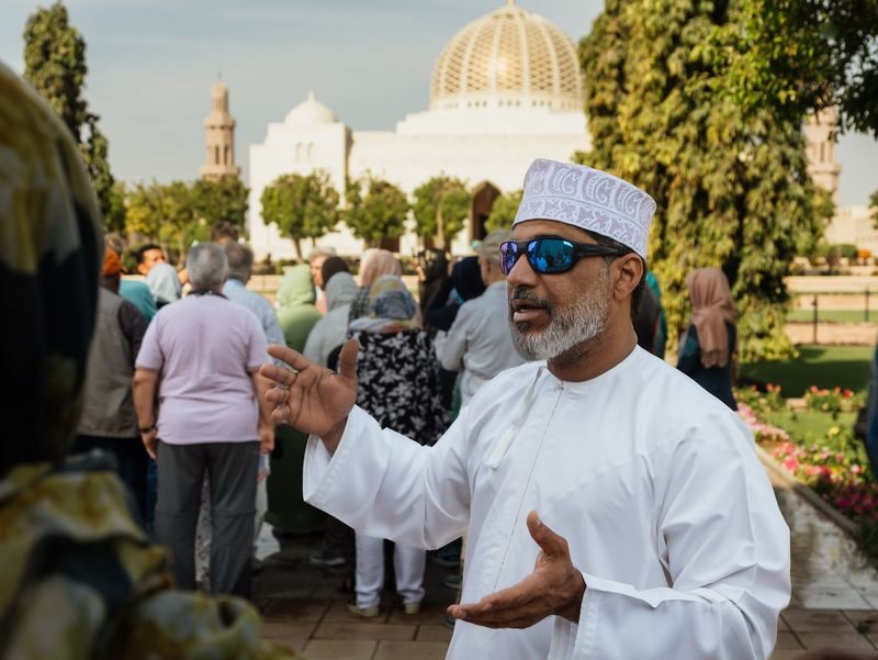 Muscat Grand Mosque & Opera House Half-Day Tour - Royal Opera House: Omani elegance, with an extra ticket