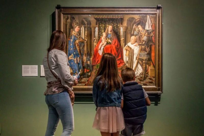 Musea Brugge ticket in Bruges - The Belfry and City Hall put civic Bruges first