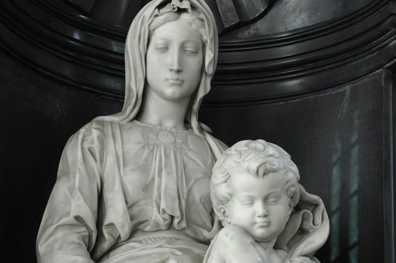 Musea Brugge ticket in Bruges - Gruuthusemuseum and the Church of Our Lady