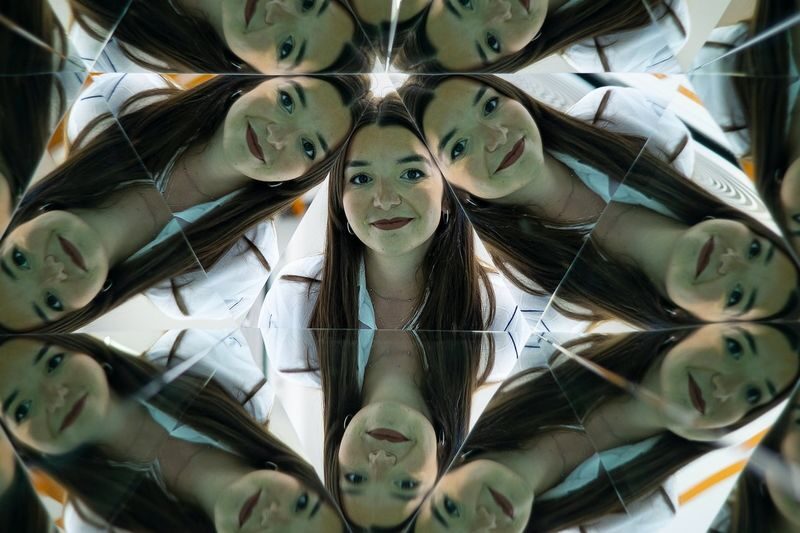 Museum of Illusions Ticket in Seville - What the infinity room and vortex tunnel do