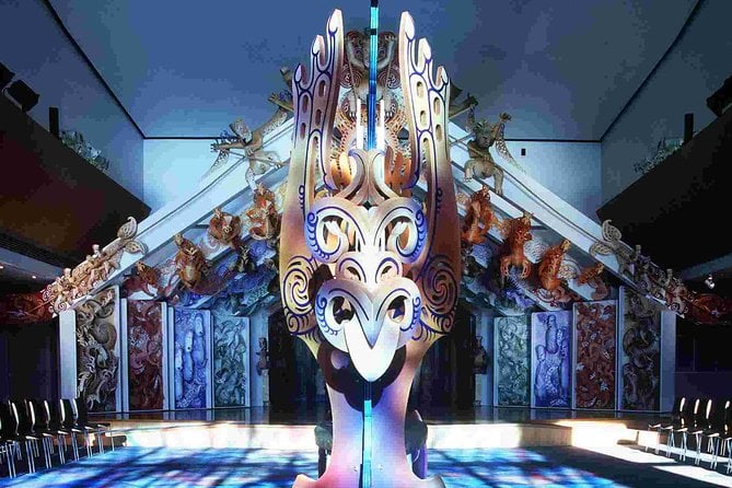 Museum of New Zealand Te Papa: Mana Māori Tour - Exploring Popular Exhibits