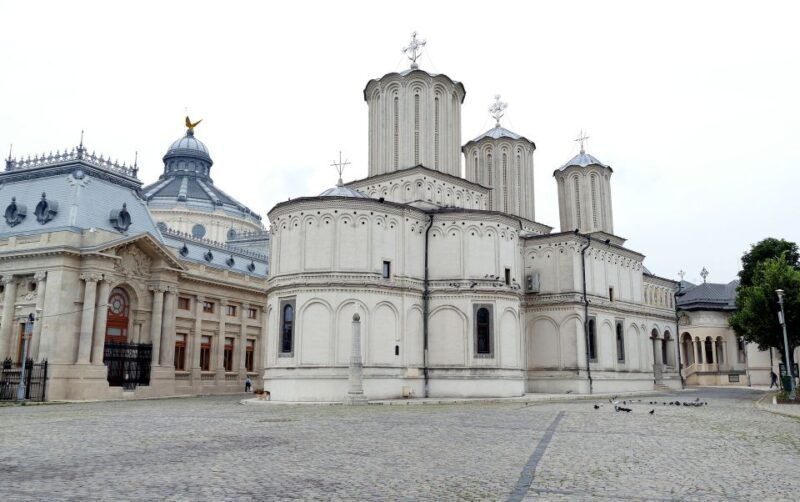 Museums and Galleries walking tour in Bucharest - Good To Know