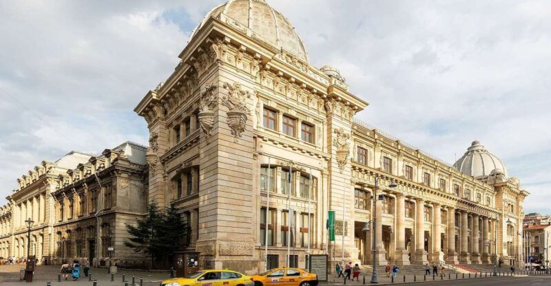 Museums and Galleries walking tour in Bucharest - An In-Depth Look at the Museums and Galleries Walking Tour