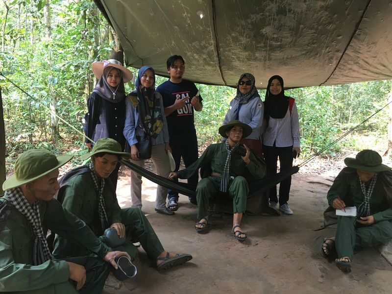Muslim Friendly: Cu Chi Tunnels & Wholes Sales Shopping Day Tour - Halal lunch, with drinks extra