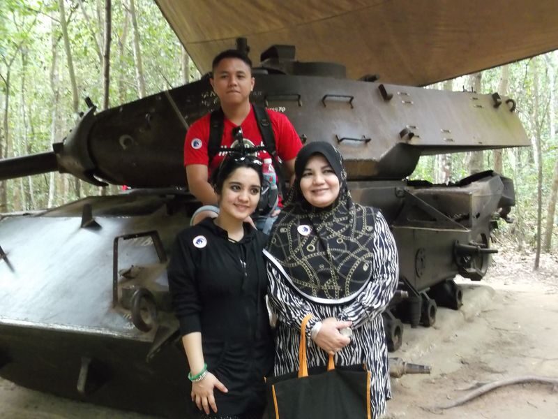 Muslim Friendly: Ho Chi Minh City & Cu Chi Tunnels Full Day Tour - Saigon’s landmarks add a city-side contrast
