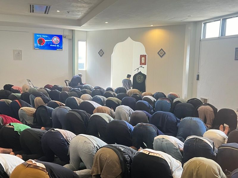 Muslim Friendly Mt. Fuji Day Tour with Halal Lunch & Prayer Time - Who should book this Fuji tour?