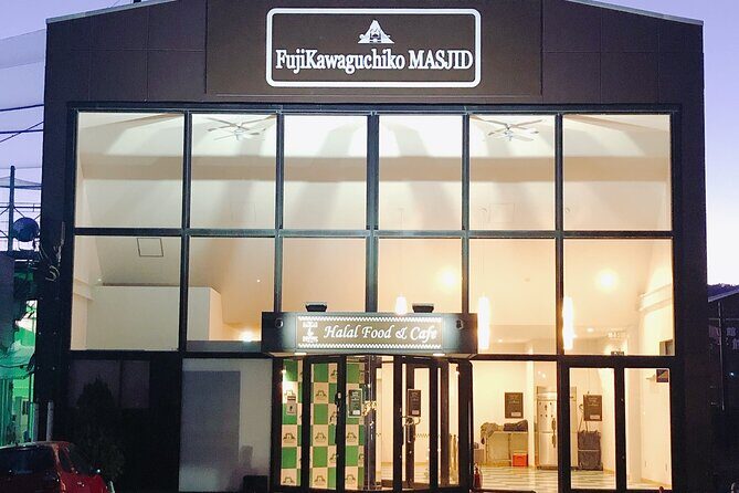 Muslim Friendly Mt. Fuji Tour with Halal Lunch and Prayer Time - Authentic Experiences and Review Highlights