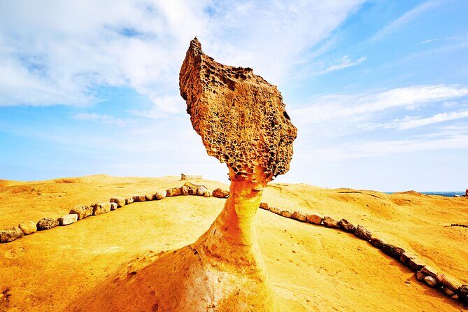 Muslim-Friendly Northern Taiwan Day Tour Yehliu, Jiufen, Shifen - Exploring the Best of Northern Taiwan with a Muslim-Friendly Day Tour