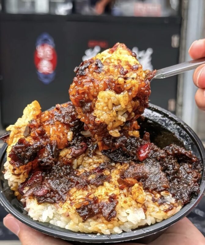 Muslim Quarter 3-Hour Local Food & Culture Walking Tour - Three hours in Xi’an’s Muslim Quarter