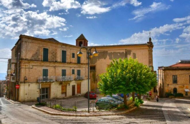 Mussomeli: Guided Historical Walking Tour - Important Information