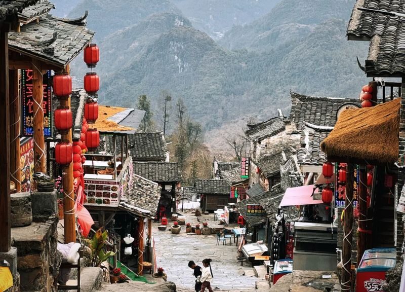 Must-see in Guilin! Longji Rice Terraces Day Tour from Guilin (round trip from Guilin city) - The ride from Guilin to the terraces