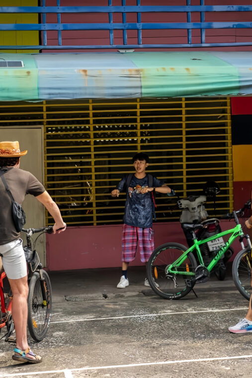 Must-try: Hidden Bangkok Bike and Food Tour - Culinary Delights